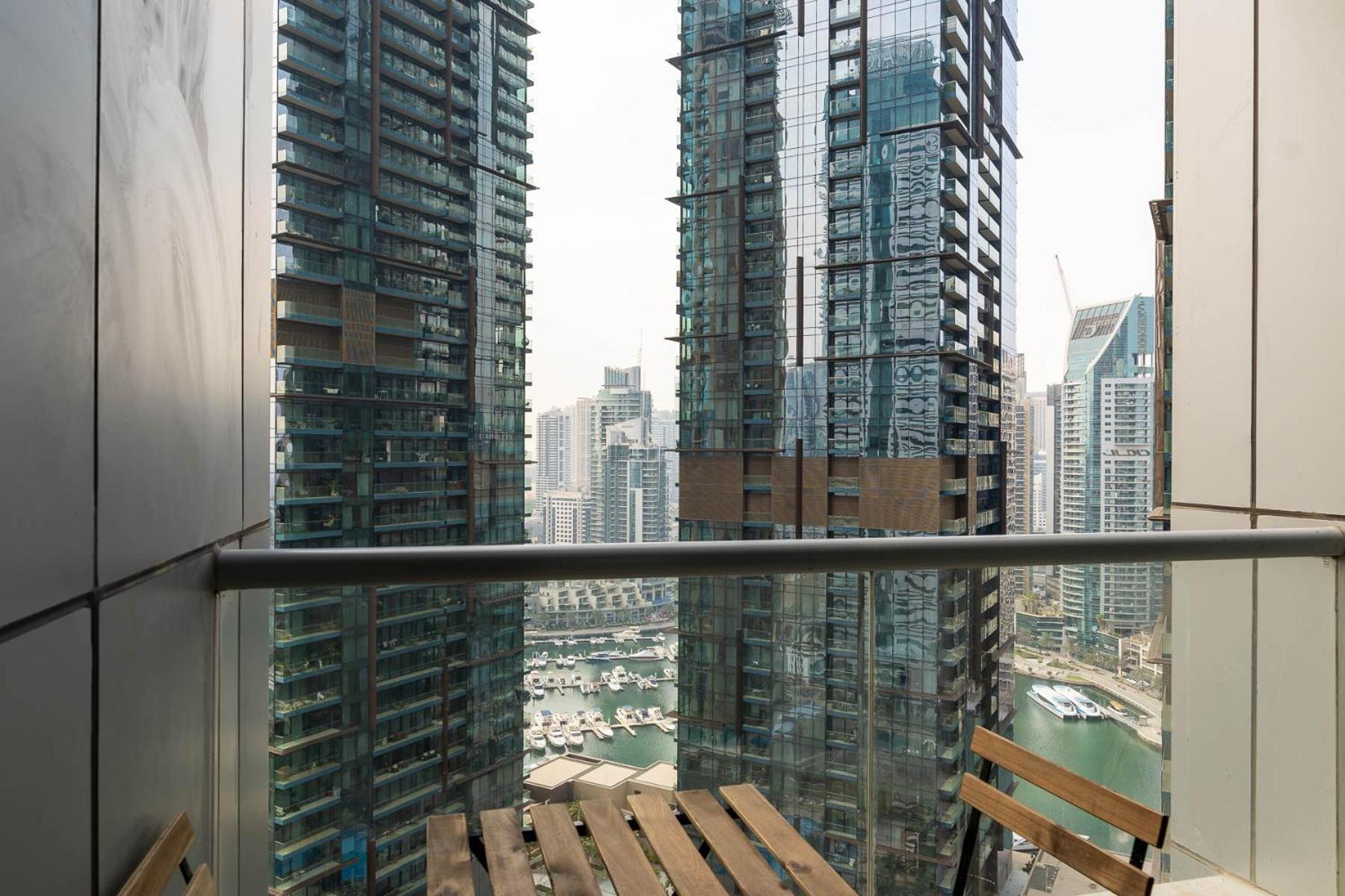Close To Metro - Perfect For Family * Dubai